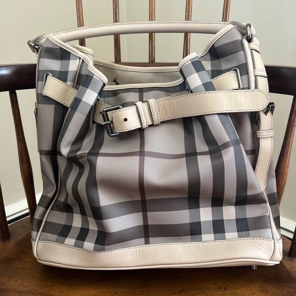 Rare Burberry porsum tote with fun buckle detail - checkered print with leather